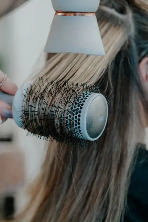 Behind the scenes — round-brush blowout finishing by Rachel Charles, Phoenix.